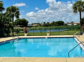 1830 W Meadows Circle 1830, Boynton Beach FL 33436