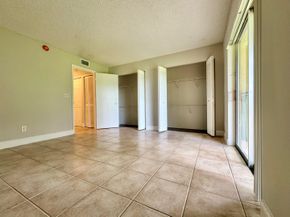 1830 W Meadows Circle 1830, Boynton Beach FL 33436