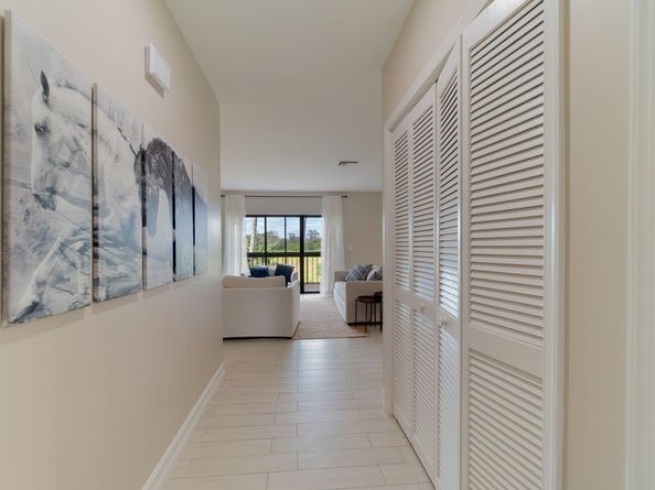 11355 Pond View Drive D203, Wellington FL 33414
