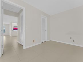 1105 N Oakridge Circle C, Lake Worth FL 33462
