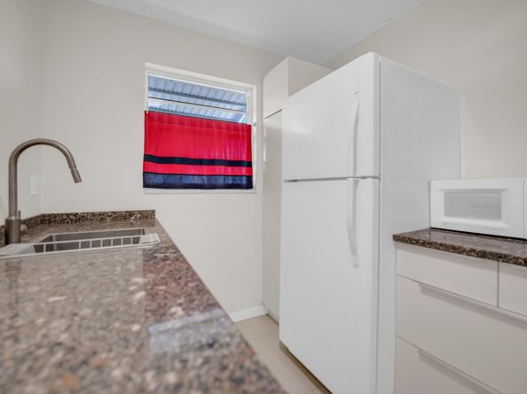 1105 N Oakridge Circle C, Lake Worth FL 33462
