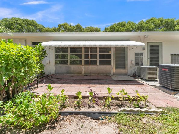 1105 N Oakridge Circle C, Lake Worth FL 33462