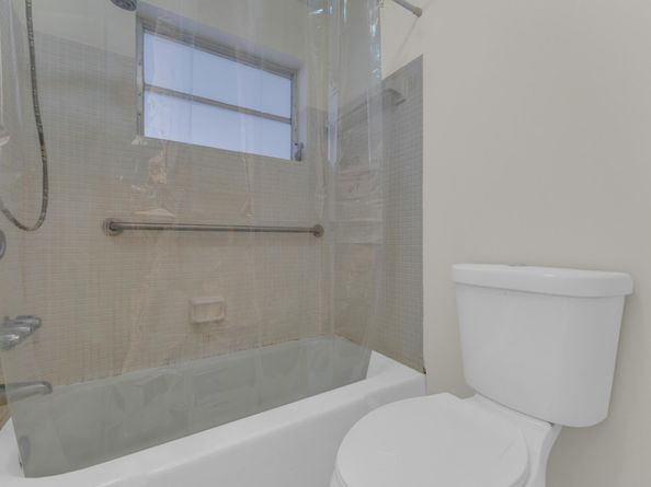 1105 N Oakridge Circle C, Lake Worth FL 33462