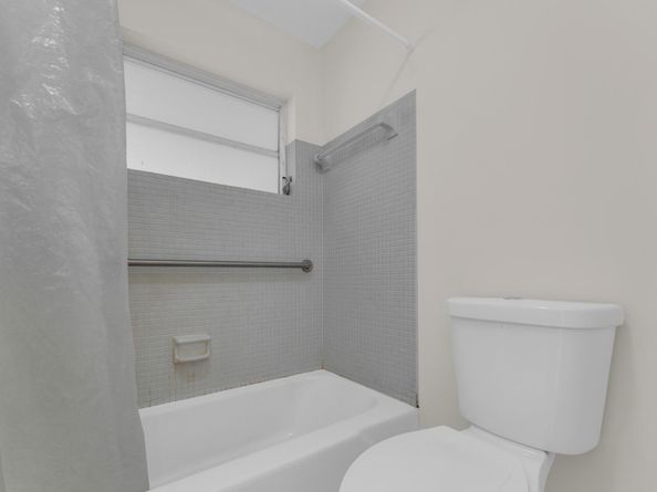 1105 N Oakridge Circle C, Lake Worth FL 33462