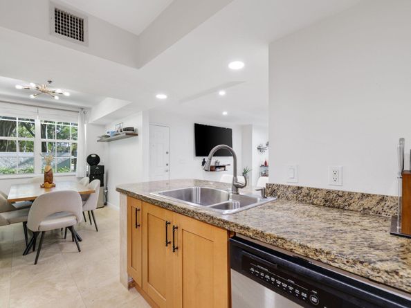 3143 Clint Moore Road 107, Boca Raton FL 33496