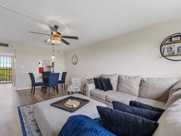 2314 S Cypress Bend Dr 713, Pompano Beach FL 33069