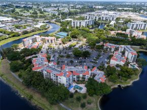 2314 S Cypress Bend Dr 713, Pompano Beach FL 33069