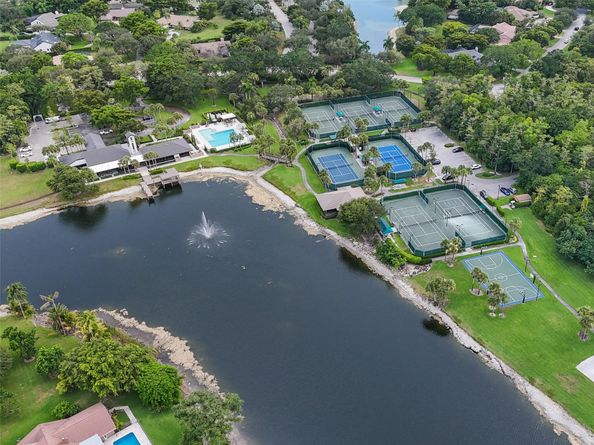 7411 N Cypresshead Dr, Parkland FL 33067
