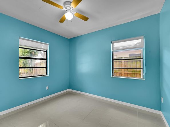 1132 NW 3rd Ave, Fort Lauderdale FL 33311