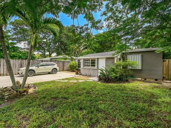 1132 NW 3rd Ave