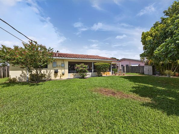 5340 NE 17th Ter, Fort Lauderdale FL 33334