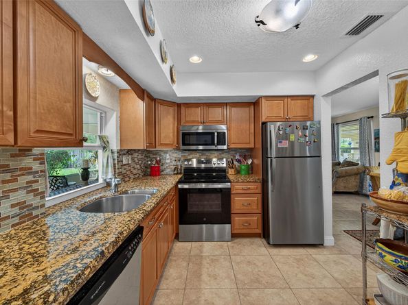 5340 NE 17th Ter, Fort Lauderdale FL 33334