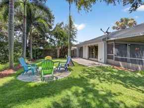 22 Baytree Circle, Boynton Beach FL 33436