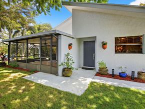 22 Baytree Circle, Boynton Beach FL 33436