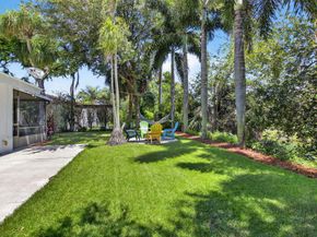 22 Baytree Circle, Boynton Beach FL 33436