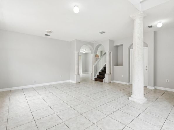 17706 SW 135th Ave, Miami FL 33177