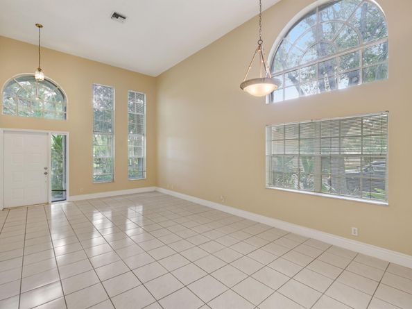 8395 NW 57 Drive, Coral Springs FL 33067