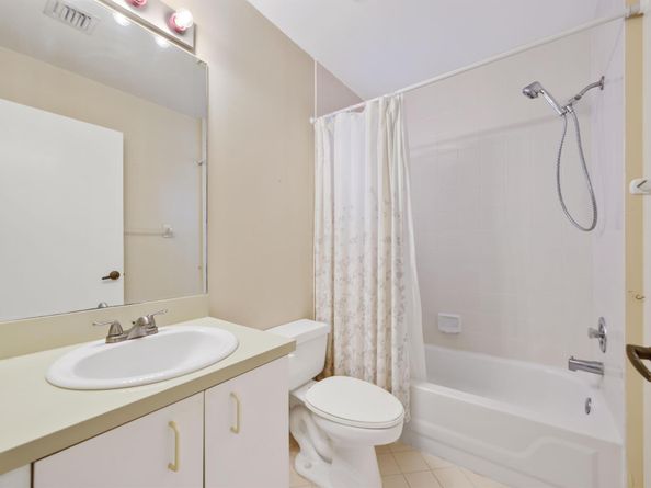 8395 NW 57 Drive, Coral Springs FL 33067