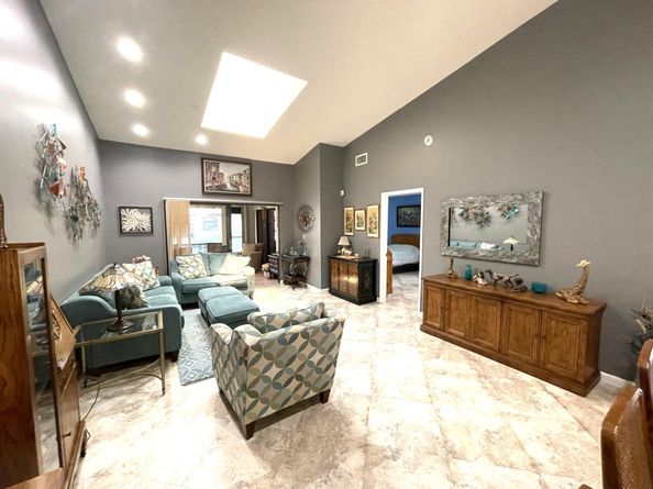 6141 Sunny Pointe Circle B, Delray Beach FL 33484