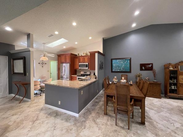 6141 Sunny Pointe Circle B, Delray Beach FL 33484