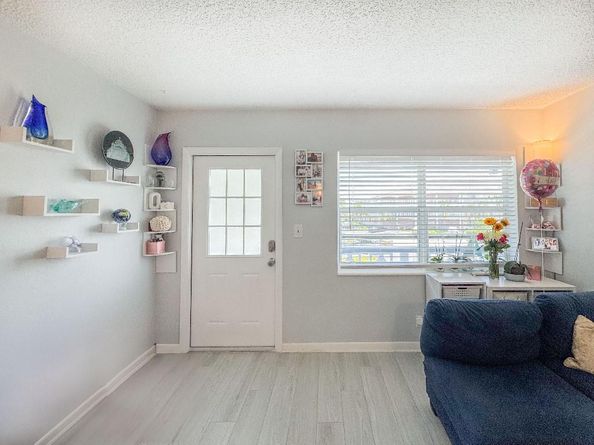 701 Pine Drive 210, Pompano Beach FL 33060
