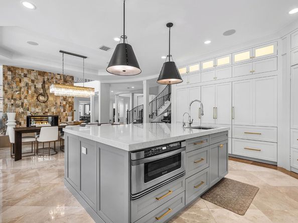 121 Royal Palm Way, Boca Raton FL 33432