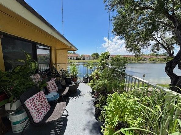 410 NW 214th St 205, Miami Gardens FL 33169