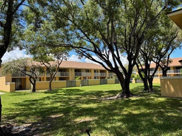 410 NW 214th St 205, Miami Gardens FL 33169