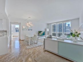 901 Brickell Key Boulevard 1409, Miami FL 33131