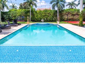 1203 NW 121st Ave, Plantation FL 33323