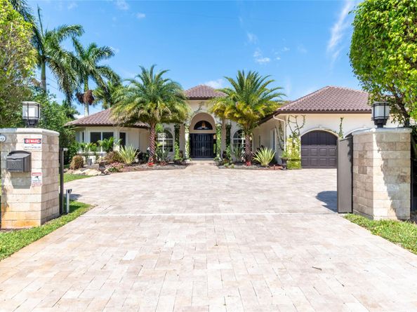 1203 NW 121st Ave, Plantation FL 33323