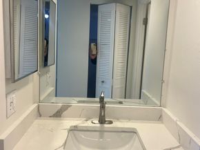 9430 Poinciana Pl 415, Davie FL 33324