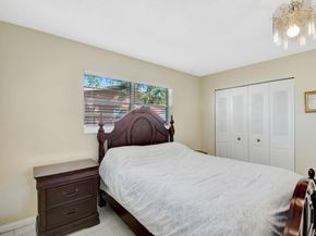 48 Sheffield B, West Palm Beach FL 33417