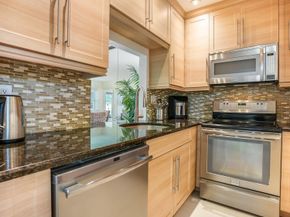 3406 NW 49th Ave 608, Lauderdale Lakes FL 33319