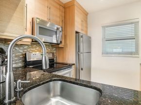 3406 NW 49th Ave 608, Lauderdale Lakes FL 33319