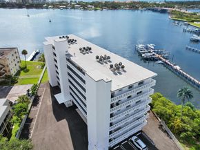 231 E Lantana Road 204, Lantana FL 33462