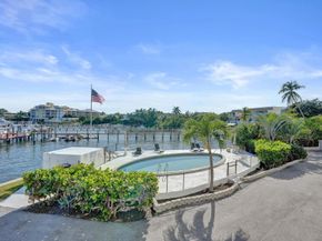 231 E Lantana Road 204, Lantana FL 33462