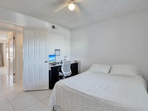 231 E Lantana Road 204, Lantana FL 33462