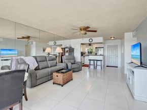 231 E Lantana Road 204, Lantana FL 33462