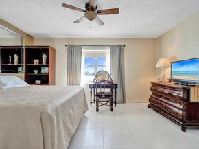 231 E Lantana Road 204, Lantana FL 33462