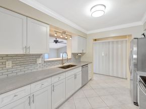 3792 NE 19th Avenue, Oakland Park FL 33308