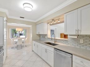 3792 NE 19th Avenue, Oakland Park FL 33308