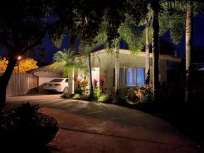 3792 NE 19th Avenue, Oakland Park FL 33308