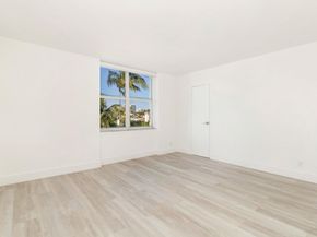 354 Chilean Avenue 4d, Palm Beach FL 33480