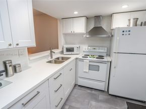 9150 Lime Bay Boulevard 212, Tamarac FL 33321