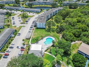 190 Oakridge M, Deerfield Beach FL 33442