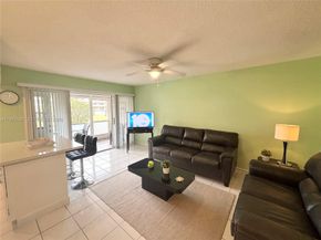 5300 Washington Street O124, Hollywood FL 33021