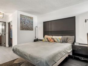 3800 Hillcrest Dr 401 401, Hollywood FL 33021