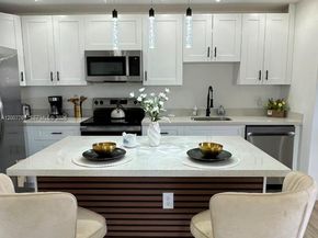 2572 NW 20th Street, Fort Lauderdale FL 33311