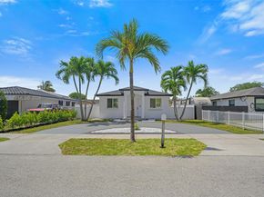 5580 Plunkett Street, Hollywood FL 33021